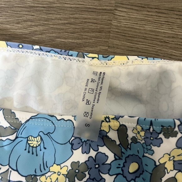 Shein Floral Bikini - Picture 2 of 2